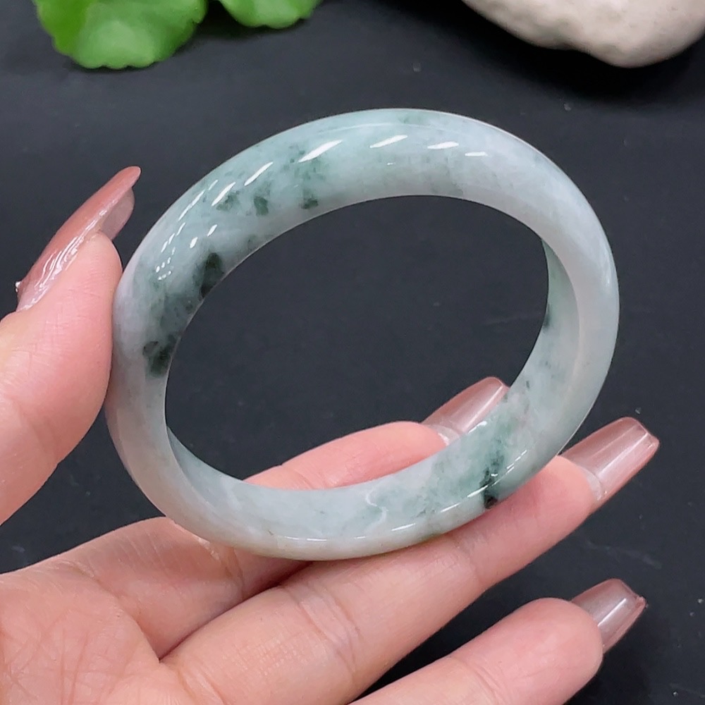 F27115310 Jadeite Regular Bangle, Inner Diameter 53.8, Total Weight Approx. 43.48g