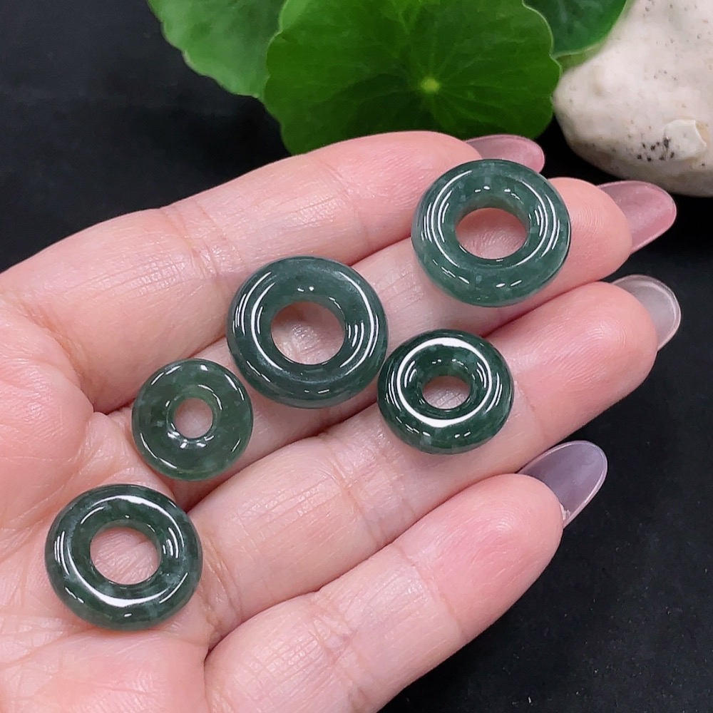 F34982922 Jadeite Pendants Sell as a Lot
