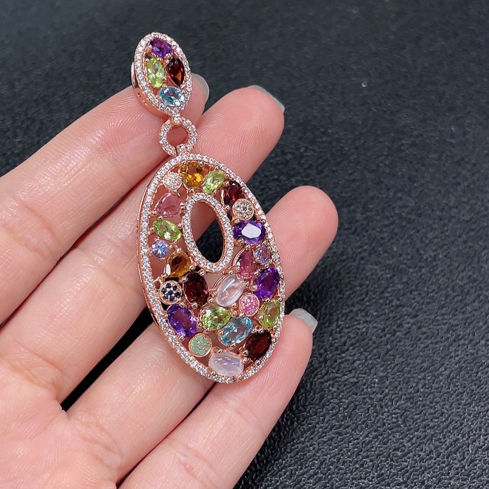 C35092131 Crystal Pendant with Peridot + Garnet + Tourmaline + Tanzanite + Moonstone + Topaz (Color Origin Undetermined, Accent Stones May Be Non-Natural, Non-Metal, Total Weight Approx. 12.31g, Size About 5.3*4mm)