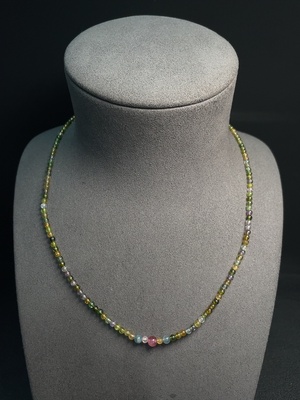 C32744743 Tourmaline bead necklace with other mineral components, visible organic matter, total weight approx. 8.50g, size 3-5.2mm, non-gold