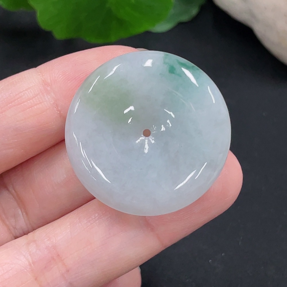 F31591407 Jadeite Peace Pendant, Total Weight Approx. 10.77g