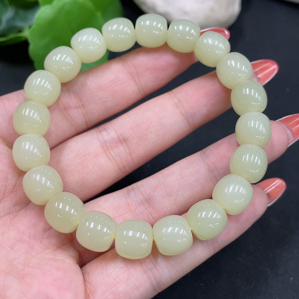 H34062830 Hetian Jade Bracelet Approx. 9.8mm Total Weight Approx. 32.6g