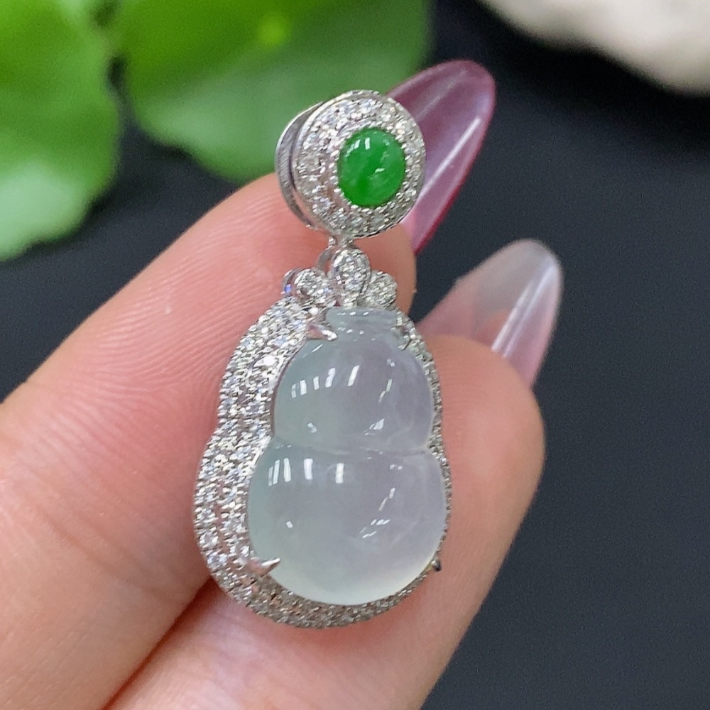F25885570 Jadeite Inlaid with 18k Gold, Total Weight Approx. 3.38g
