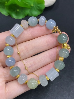 F33941168 Jadeite Bracelet Suspected Red Marked as Gold-Plated, Chain Unmarked Surface Gold Content 75%, Other Unmarked Surfaces Gold Content 63%, Total Weight Approx. 25.7g, Size 9.9mm