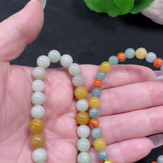 F34069096 Jadeite Bracelet Sell as a Lot (No Gold Inlay) (Beads Not Grade A)