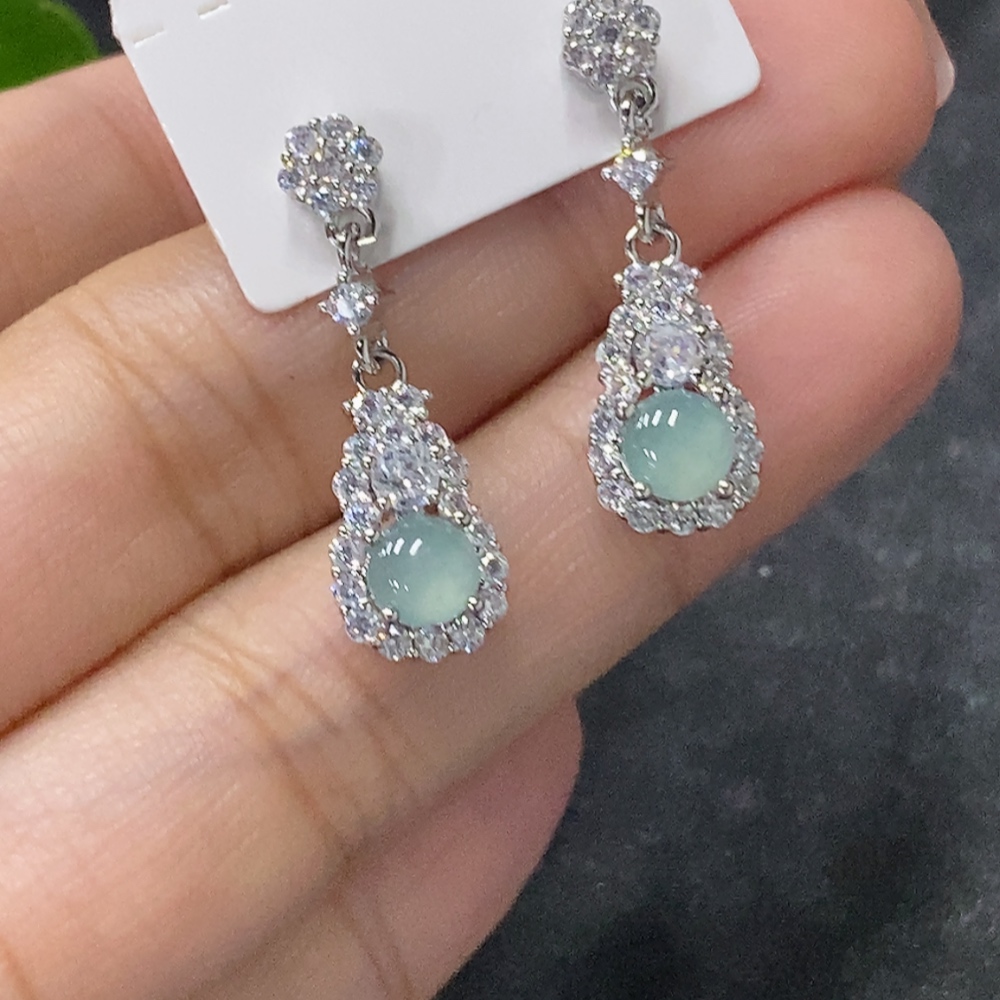F34030409 Jadeite inlaid piece non-gold earrings