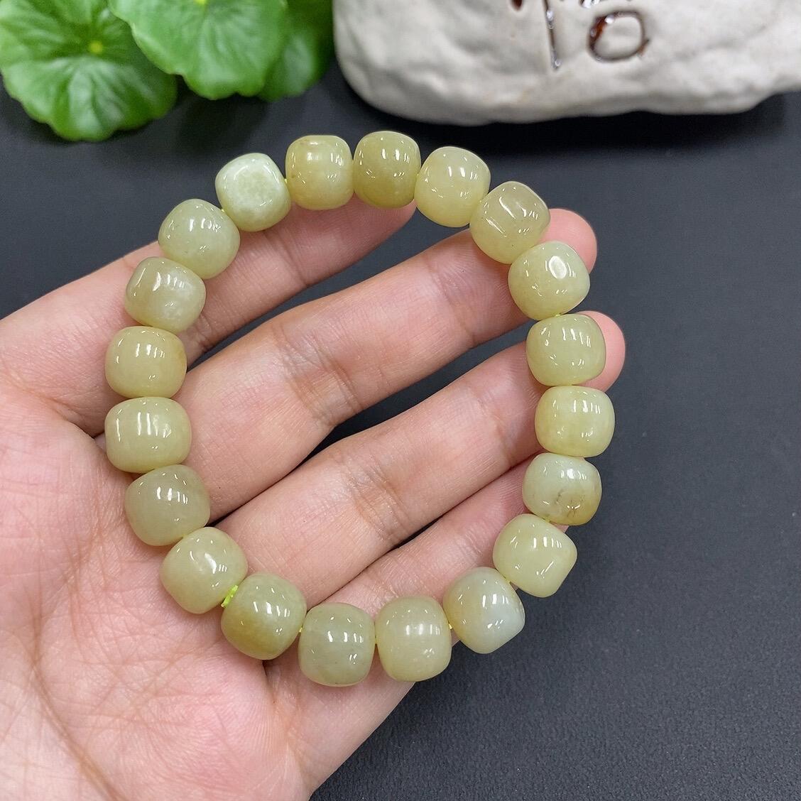 H0737668 Hetian Jade Bead Necklace, Some Beads with Cracks, 10mm, Total Weight 33.6g