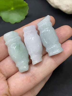 F28198661 Jadeite Pendant Sell as a Lot