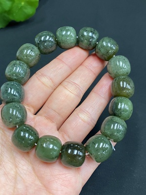 H29406436 Hetian Jade Bead Bracelet, approx. 13.8mm, total weight approx. 75.9g