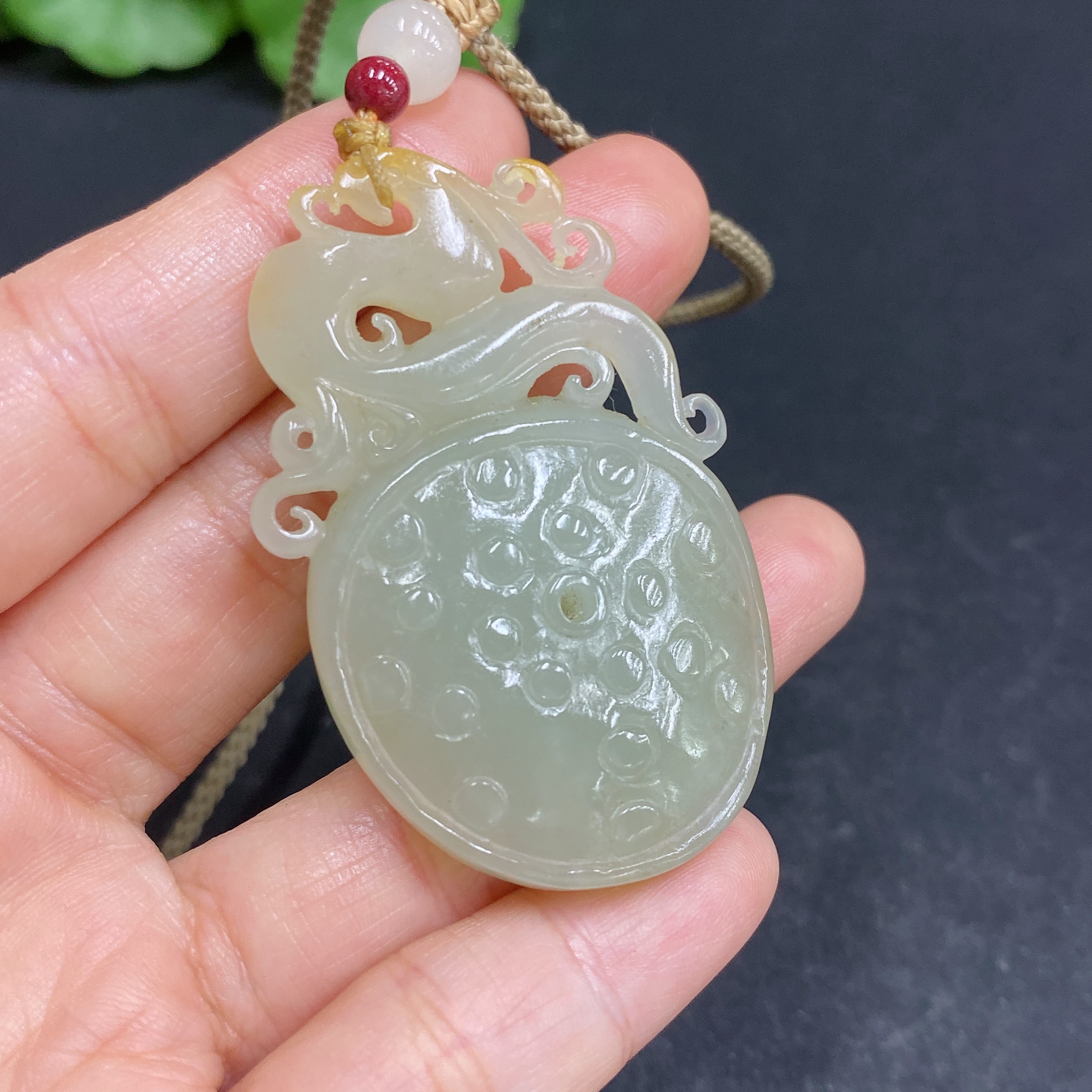 H32728185 Hetian Jade Pendant - Antique Button with Undetermined Skin Color Formation, Total Weight (Including String): 22.8g