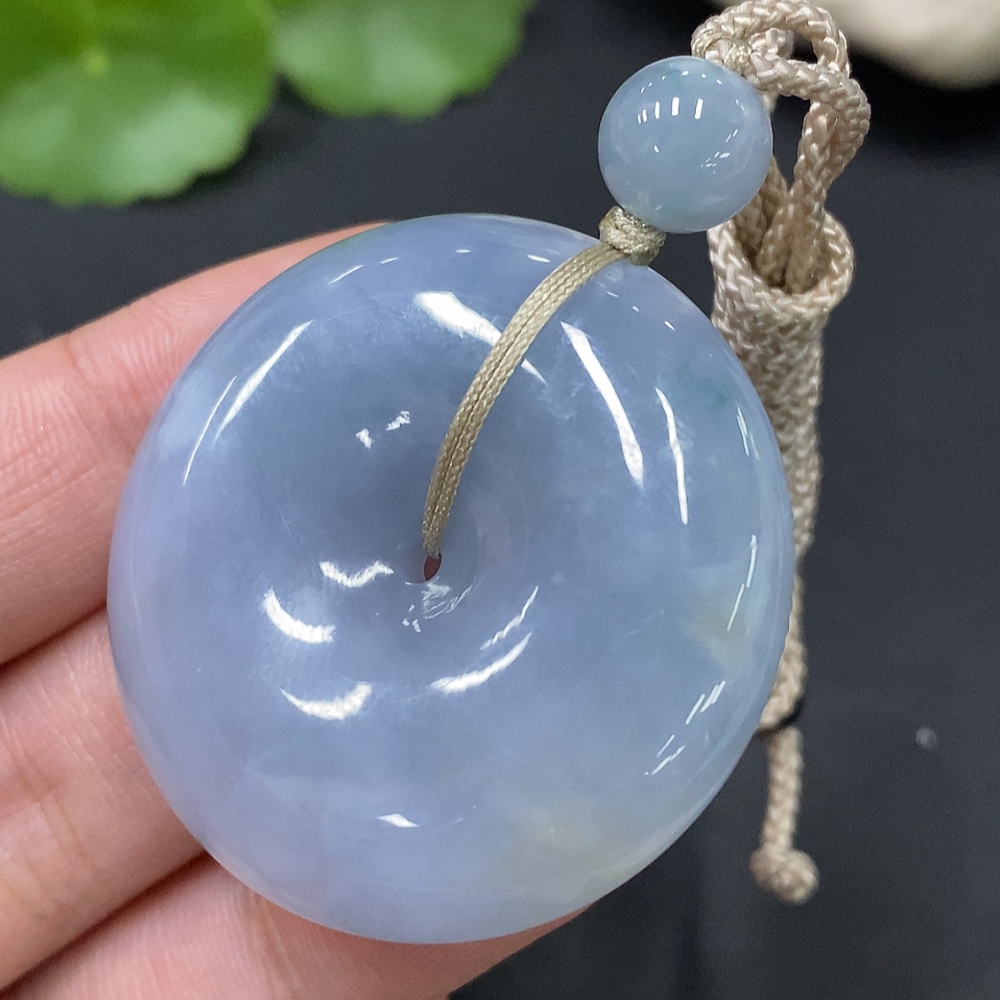 F27122999 Jadeite Safety Buckle Pendant, Color Origin Undetermined, Total Weight Approx. 35.29g