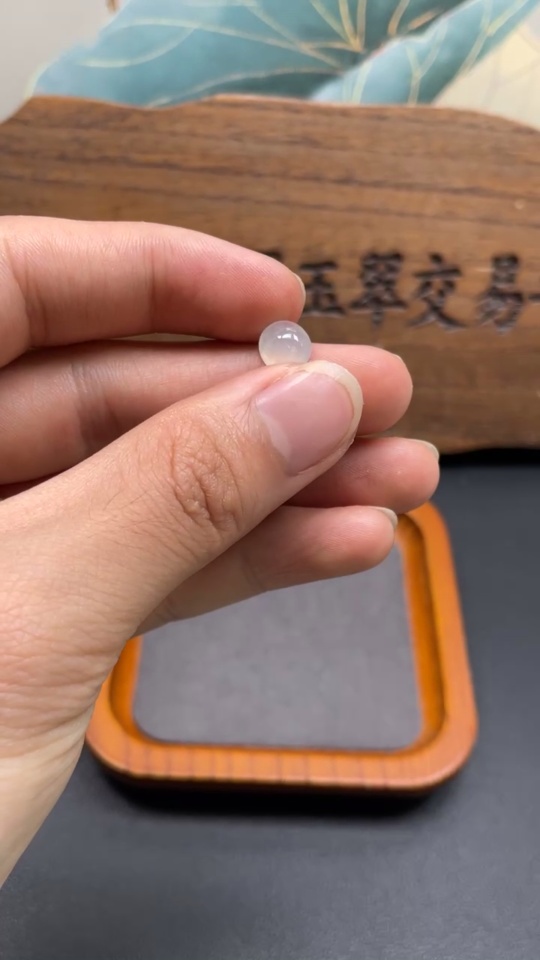 F05518062 Jadeite cabochon