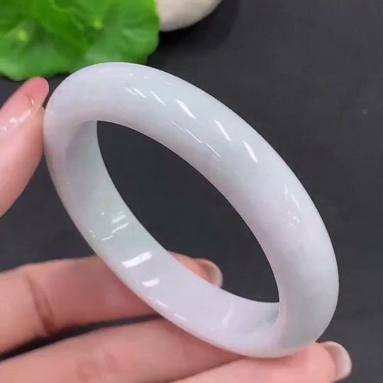 F26044946 Jadeite Round Bangle Total Weight Approx. 52g Size 54