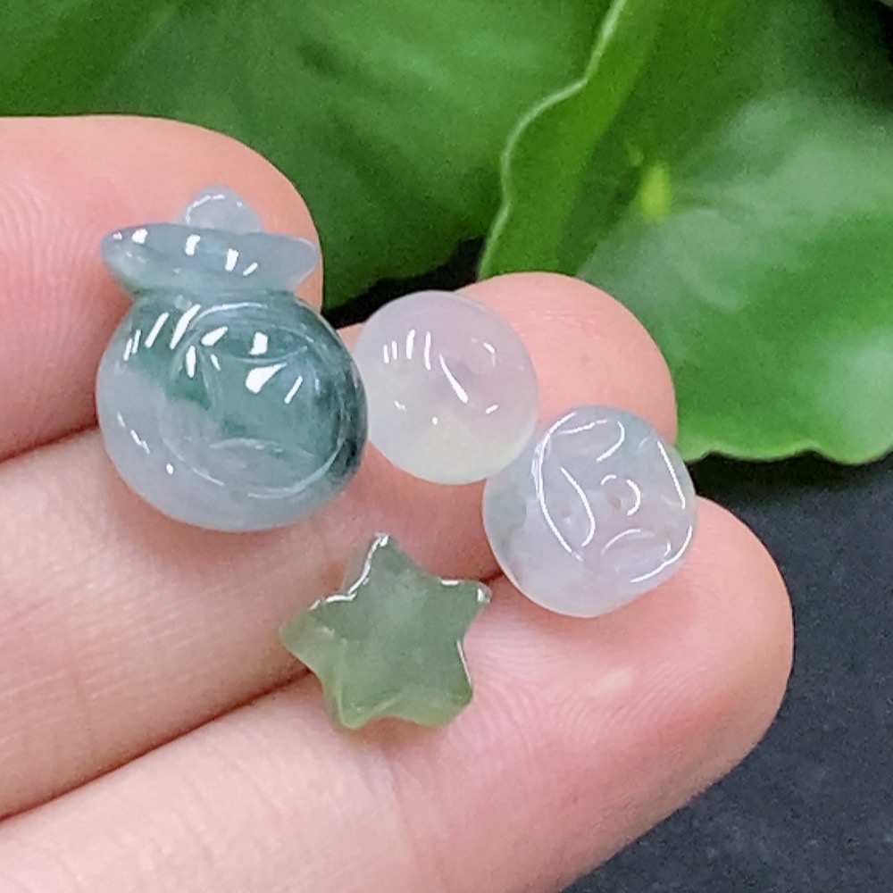 F33895444 Jadeite Pendant Yellow Color Origin Undetermined