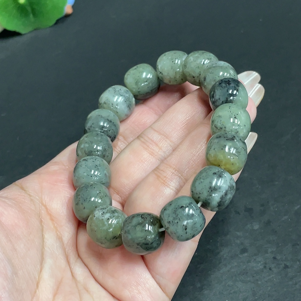 H29398616 Hetian Jade Bracelet, Approx. 13.6 mm Beads, Total Weight Approx. 74.2g
