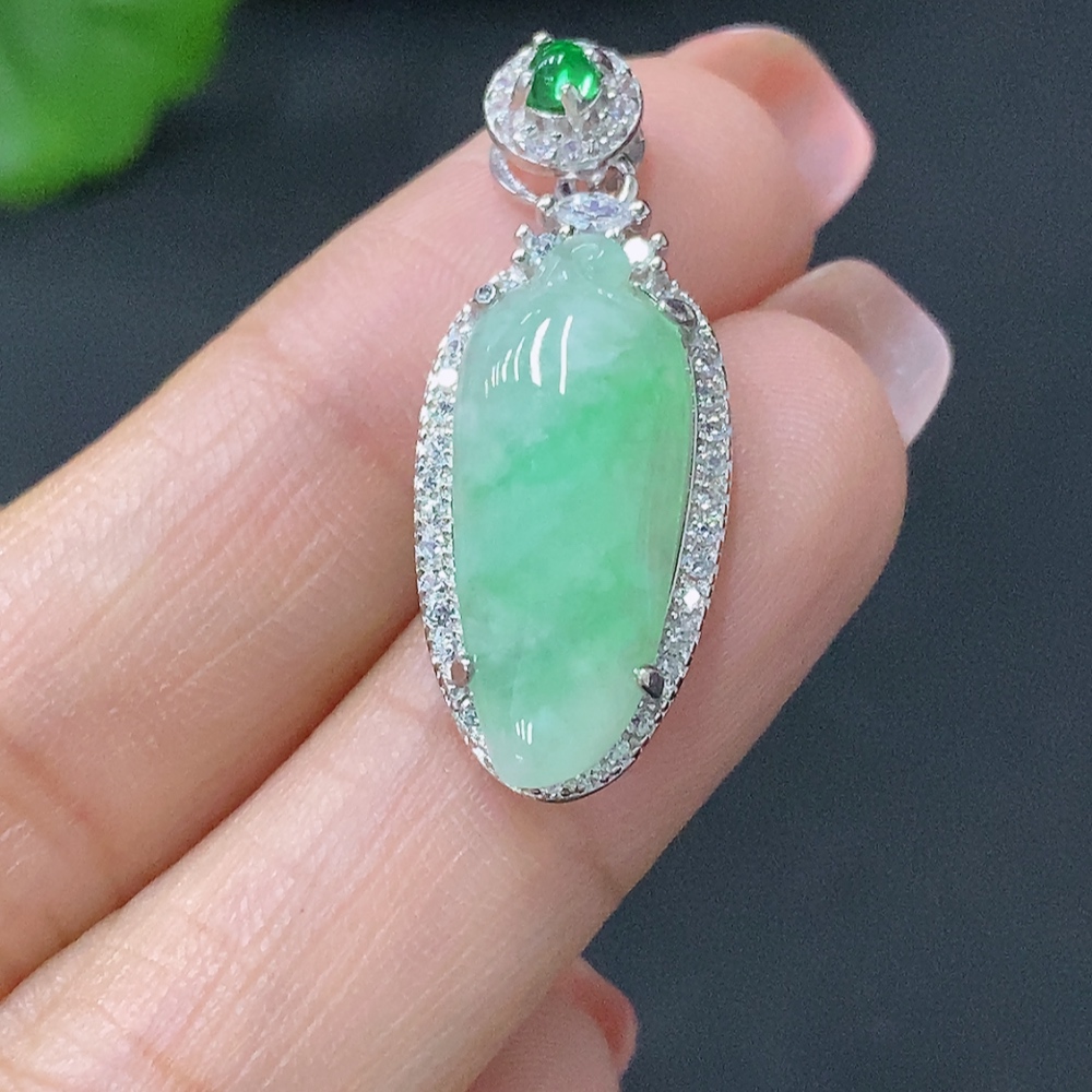 F27116405 Jadeite Inlaid Blessing Melon Pendant Non-Gold Matching Beads Non-Grade A Total Weight Approx. 2.69g