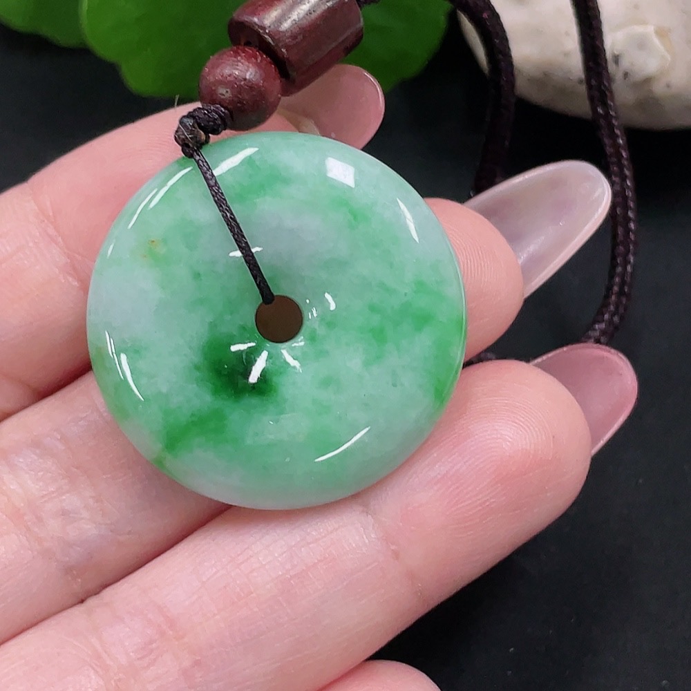 F34032021 Jadeite Safety Buckle Pendant Total weight about 11.8g (including rope weight)