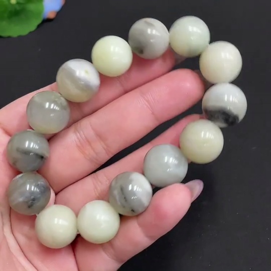 H33881729 Hetian Jade Bracelet, Approx. 14.9mm, Containing Other Mineral Components, Total Weight Approx. 77.1g