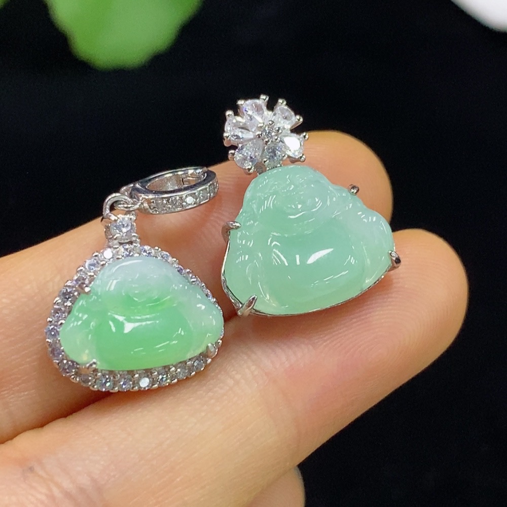 F35095143 Jadeite Buddha Inlaid Pendant Non-Gold