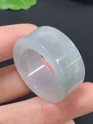 F42969305 翡翠指环  圈口24 货品总重约13.62g