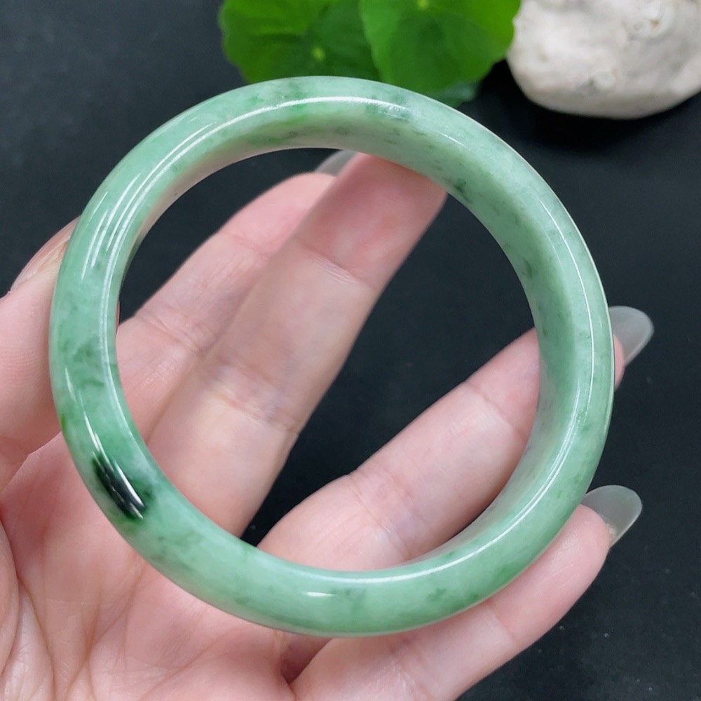 F29319534 Jadeite round bracelet size 56 total weight about 47.7g (including other mineral components)