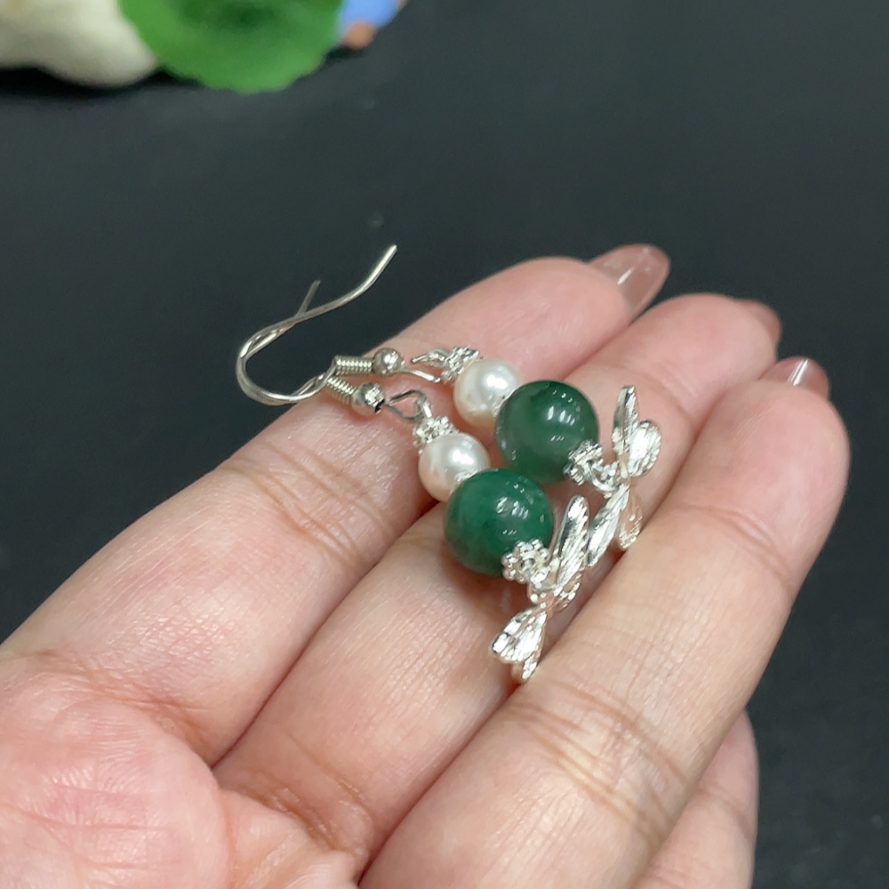 H34010710 African Emerald (Dulong Jade)
