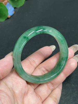 H30551772 African Emerald (Dulong Jade)