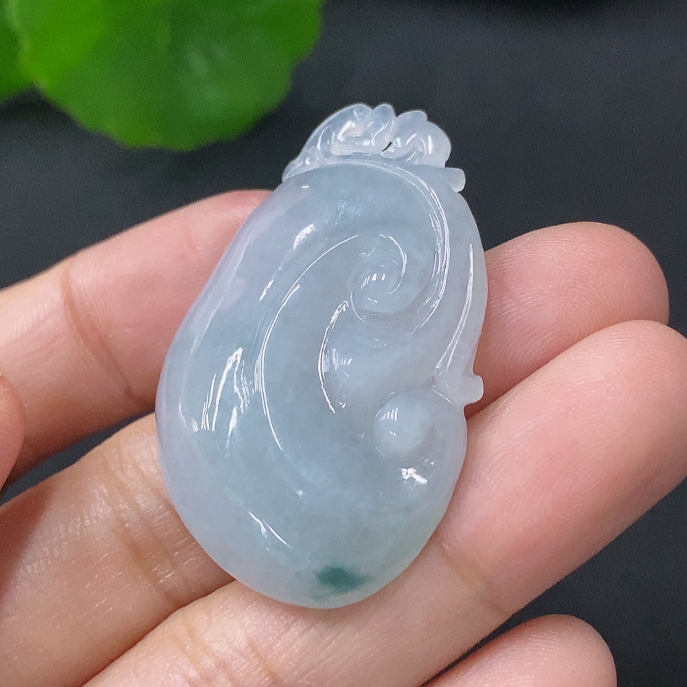 F32711551 JadeiteRuyi Pendant