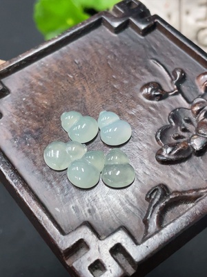 F34058128 Jadeite Gourd Inlay Piece