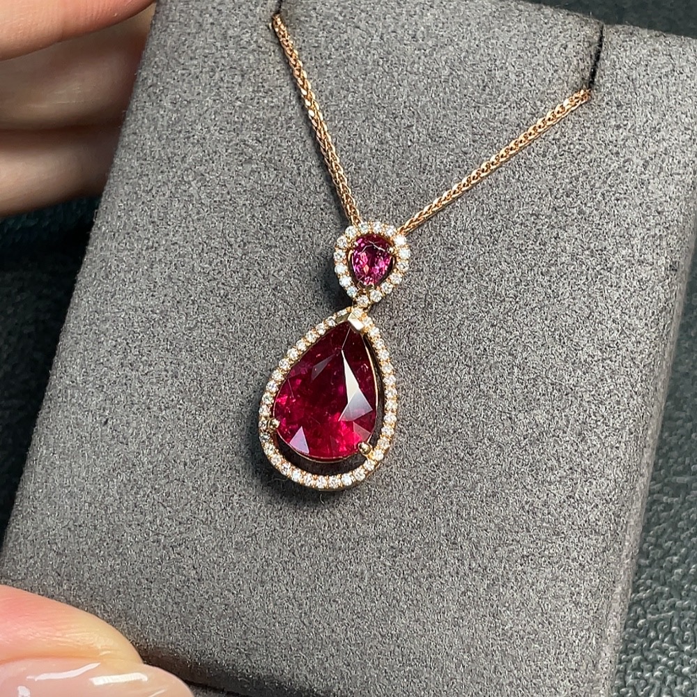 C32815605 18k Tourmaline Necklace with Diamond Accents, Total Weight Approx. 5.6g