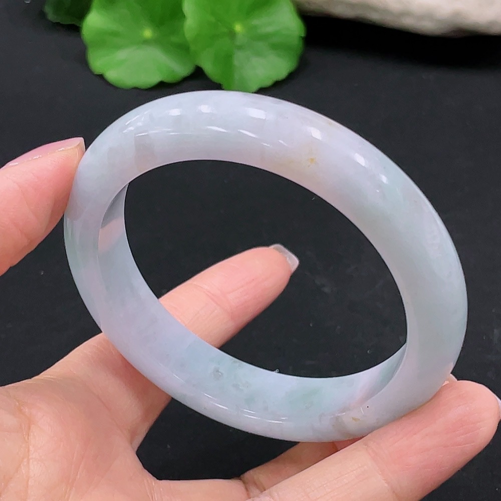 F23596538 Jadeite round bracelet, inner diameter 57.5, total weight 63.984g
