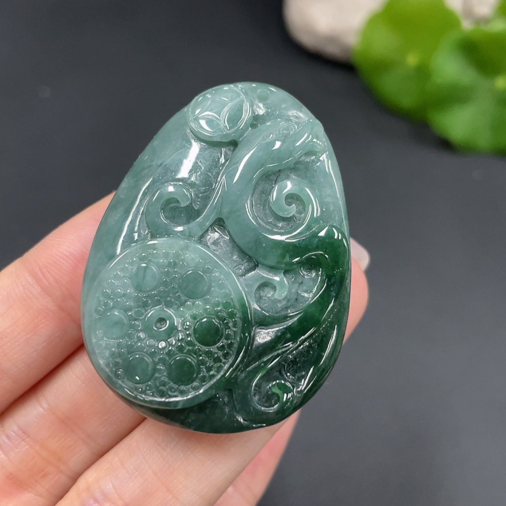 F20301055 Jadeite Pendant Antique Style Total Weight 39.874g