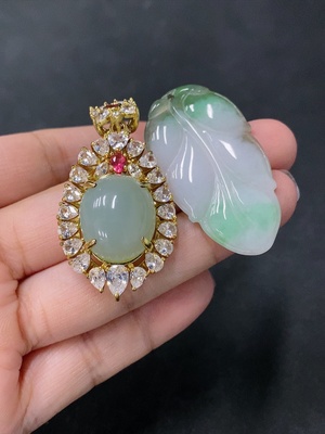 F20292706 Jadeite Pendant Non-gold Inlaid