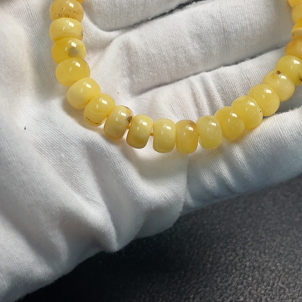 C34041652 Amber Beeswax Bracelet, Total weight about 11.05g, Size about 8.5mm