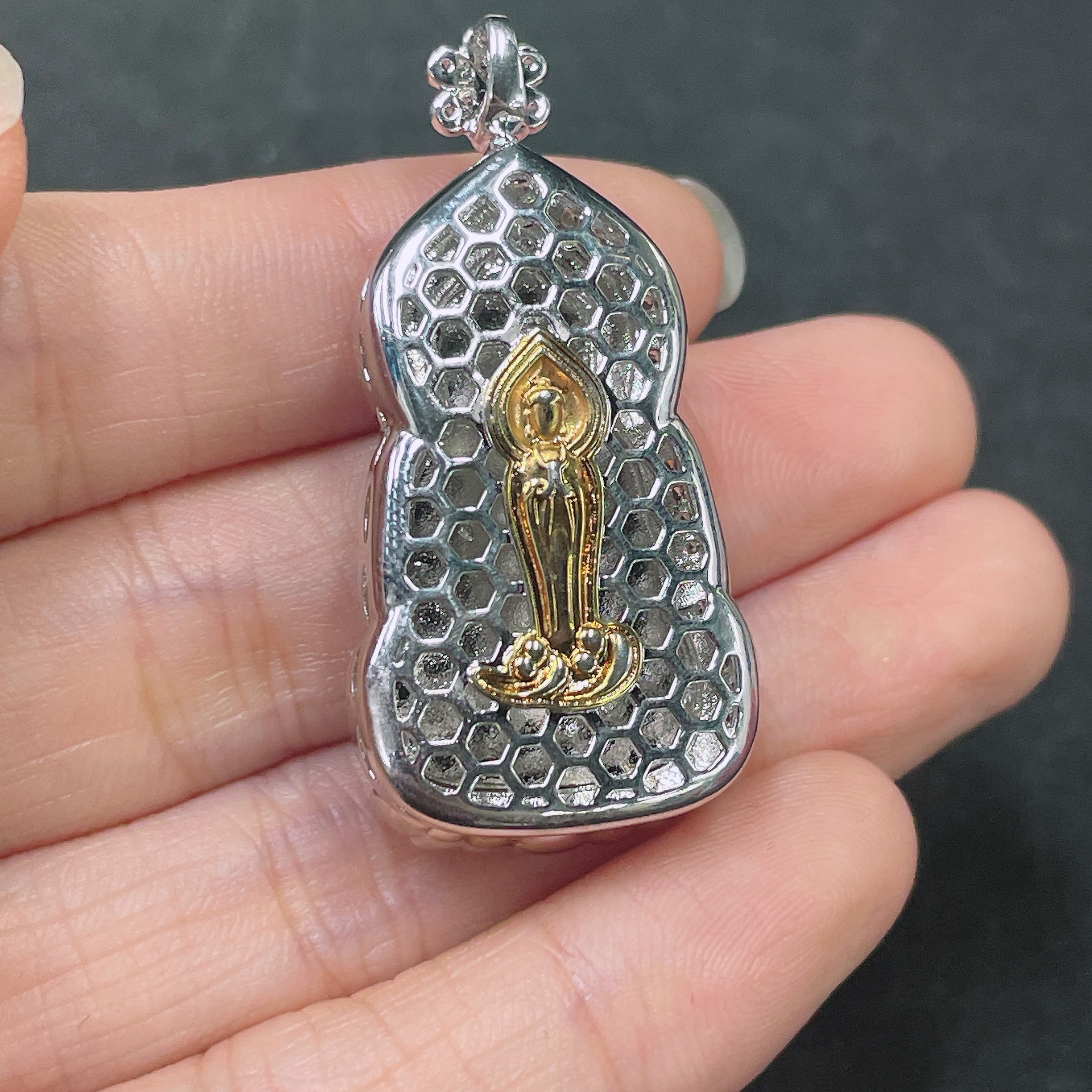 F32746594 Jadeite Guanyin Inlay Piece Non-Gold Item Total Weight Approx. 9.91g