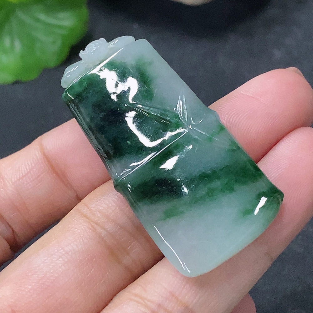 F34955224 Jadeite Bamboo Pendant Total Weight: Approx. 11.7g