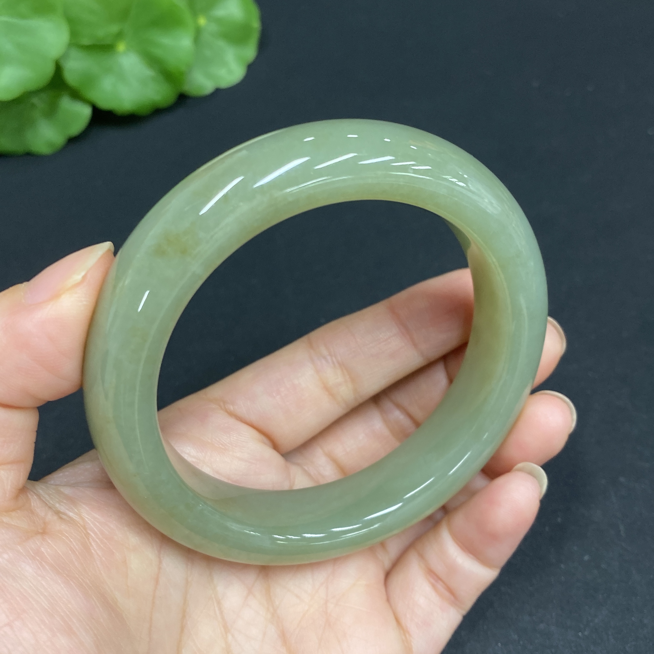 H34036049 Hetian Jade Round Bracelet Size 57 Total Weight Approx. 71.8g