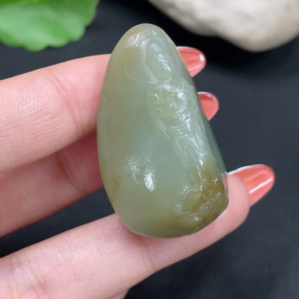 H34026157 Hetian Jade Pendant Guanyin Total Weight Approx. 27.2g