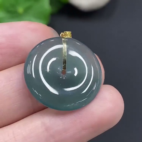 F17892938 Jadeite Safety Buckle with 18k Gold Clasp, Total Weight 4.271g