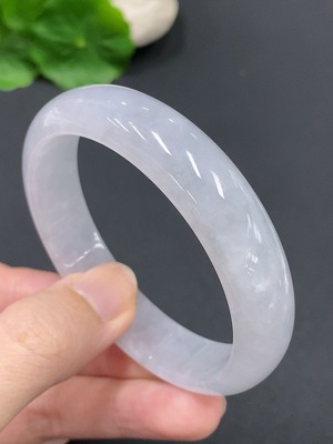 F21320868 Jadeite Round Bangle Size 55.5 Total Weight 46.978g