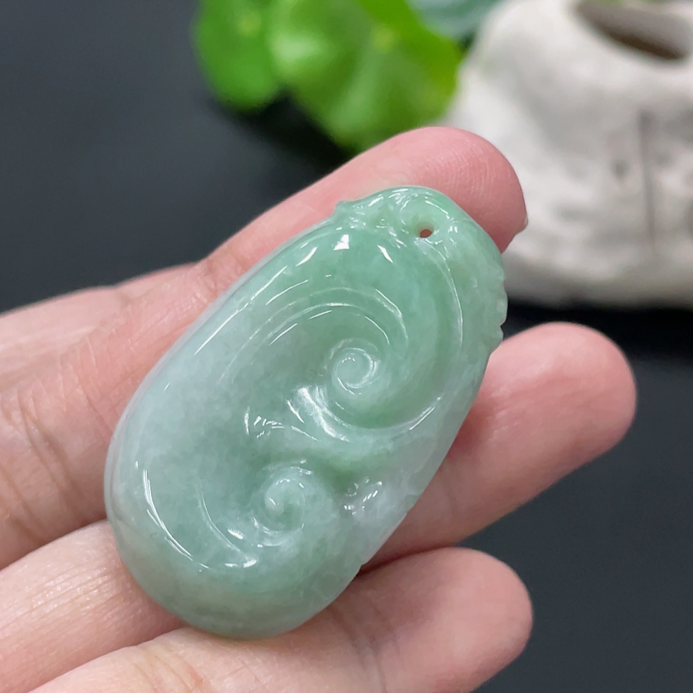 F34077564 Jadeite Ruyi Pendant, Total Weight Approx. 11.17g