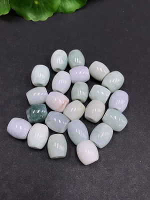 F34077196 Jadeite Barrel Beads Sell as a Lot