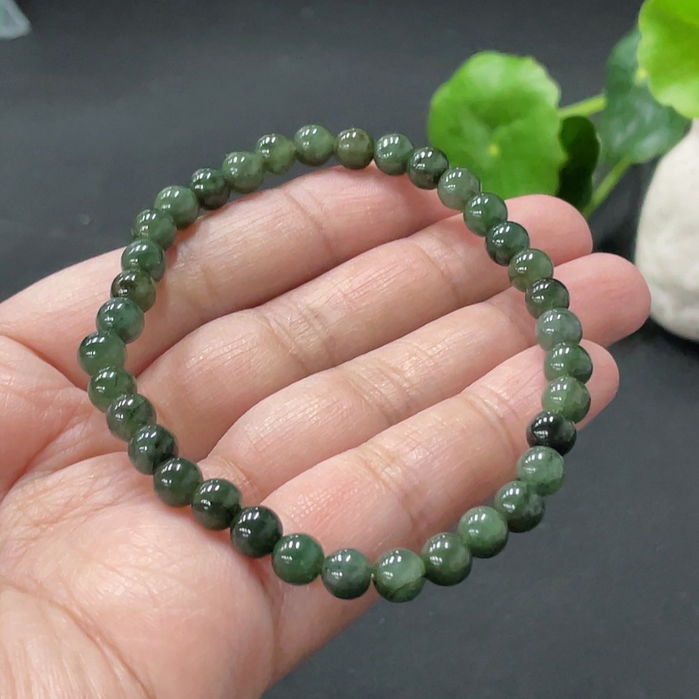 F35081045 Jadeite Bracelet Approx. 5.8mm Total Weight Approx. 11.6g