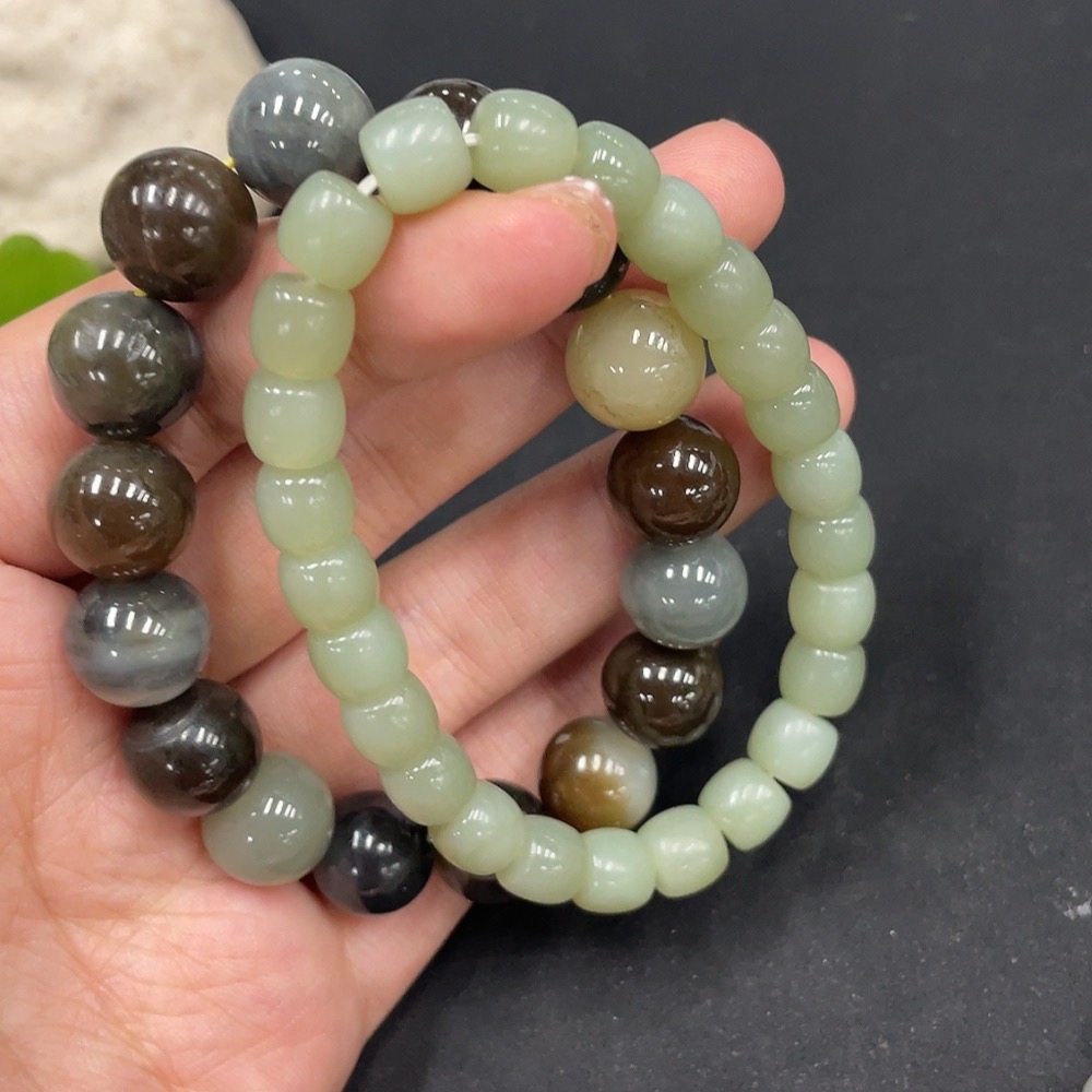 H30521747 Hetian Jade Bracelet, Maximum Bead Size Approx. 11.4mm, Total Weight Approx. 62.3g