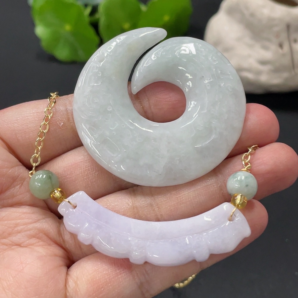 F32739509 Jadeite Inlaid Pendant, Non-Gold Inlay