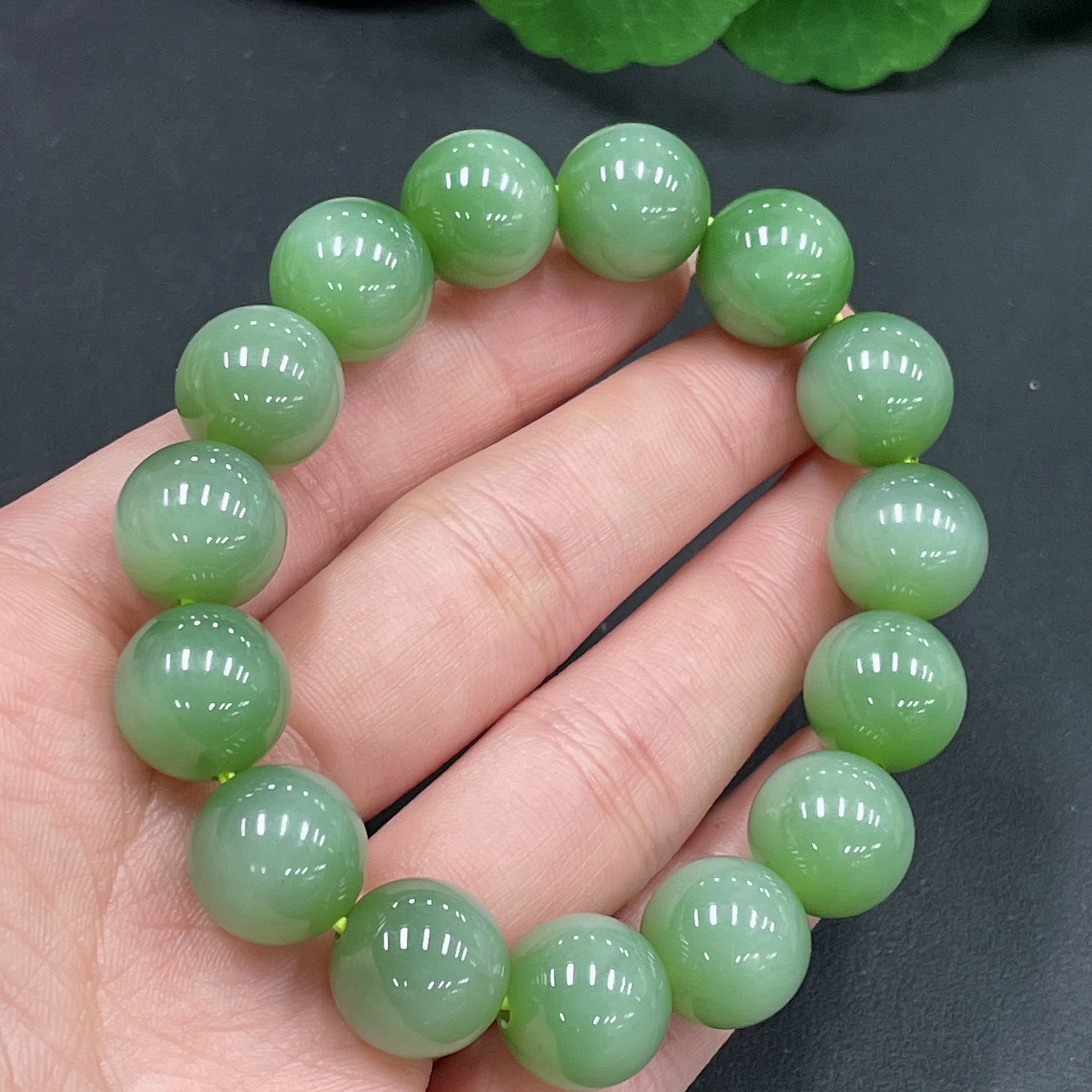 H24756691 Hetian Jade Bracelet    Approx. 12.8mm    Total Weight Approx. 51.3g