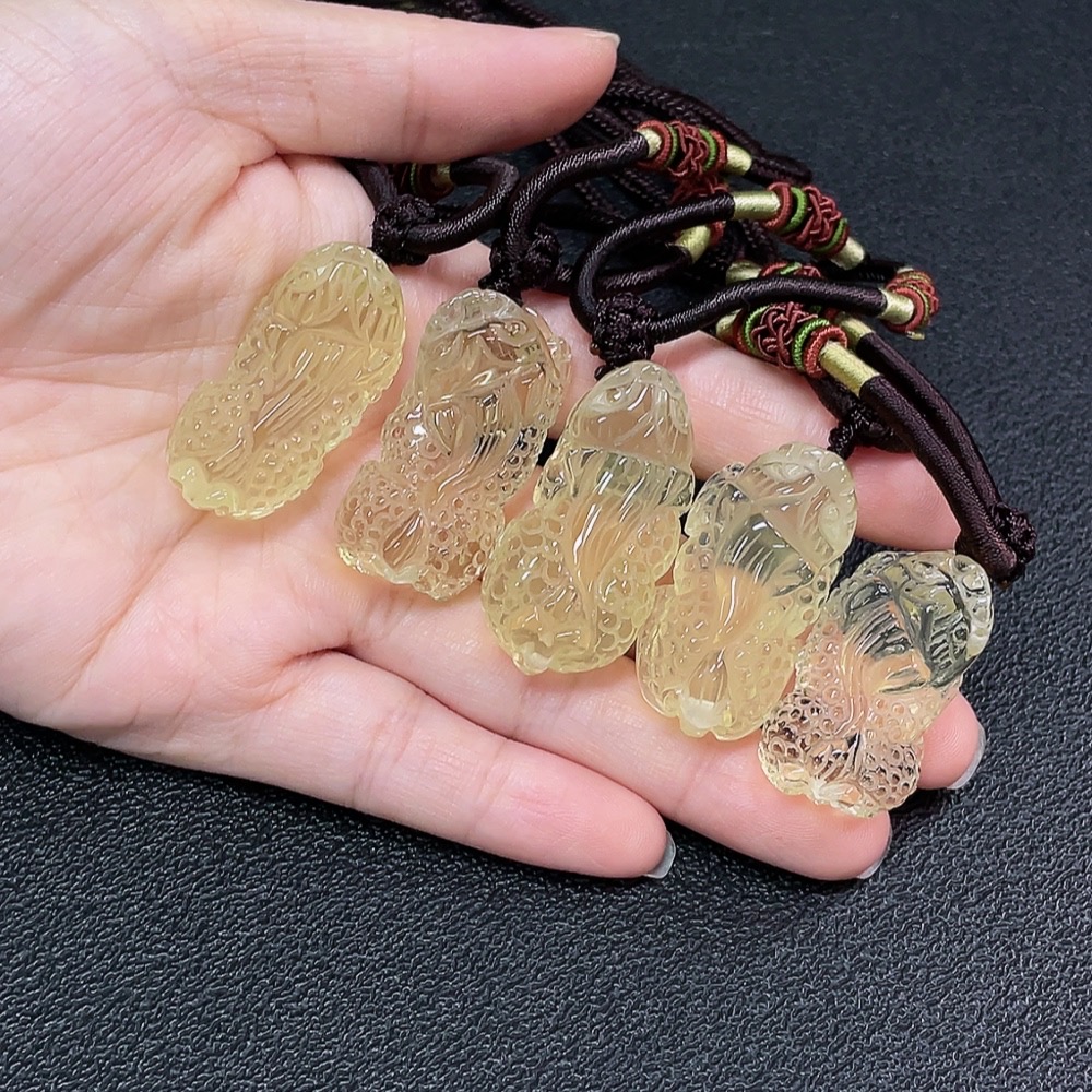 C34989325 Crystal Pendant Total Weight Approx. 84.26g with Rope Sell as a Lot