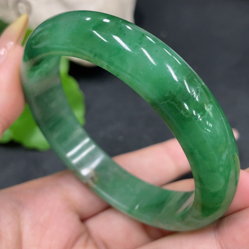 H32776689 African Emerald (Dulong Jade)