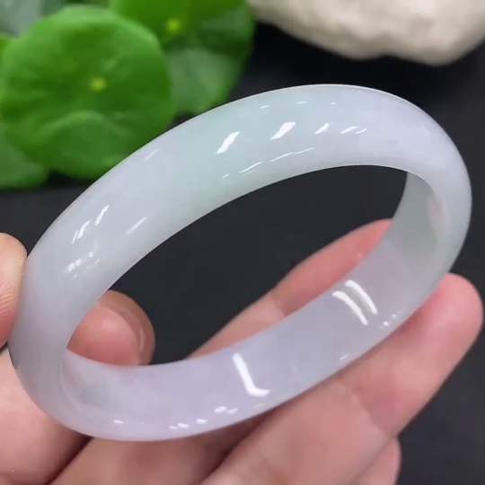 F34050698 Jadeite Concubine Bracelet, Total Weight Approx. 29.3g, Size 52.3/45.8