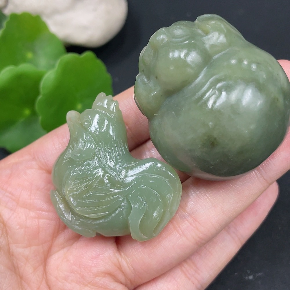 H30521831 Hetian Jade Handheld Carving - Rooster + Pig, Total Weight Approx. 99.7g